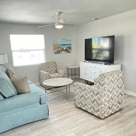 Beachside Getaway West